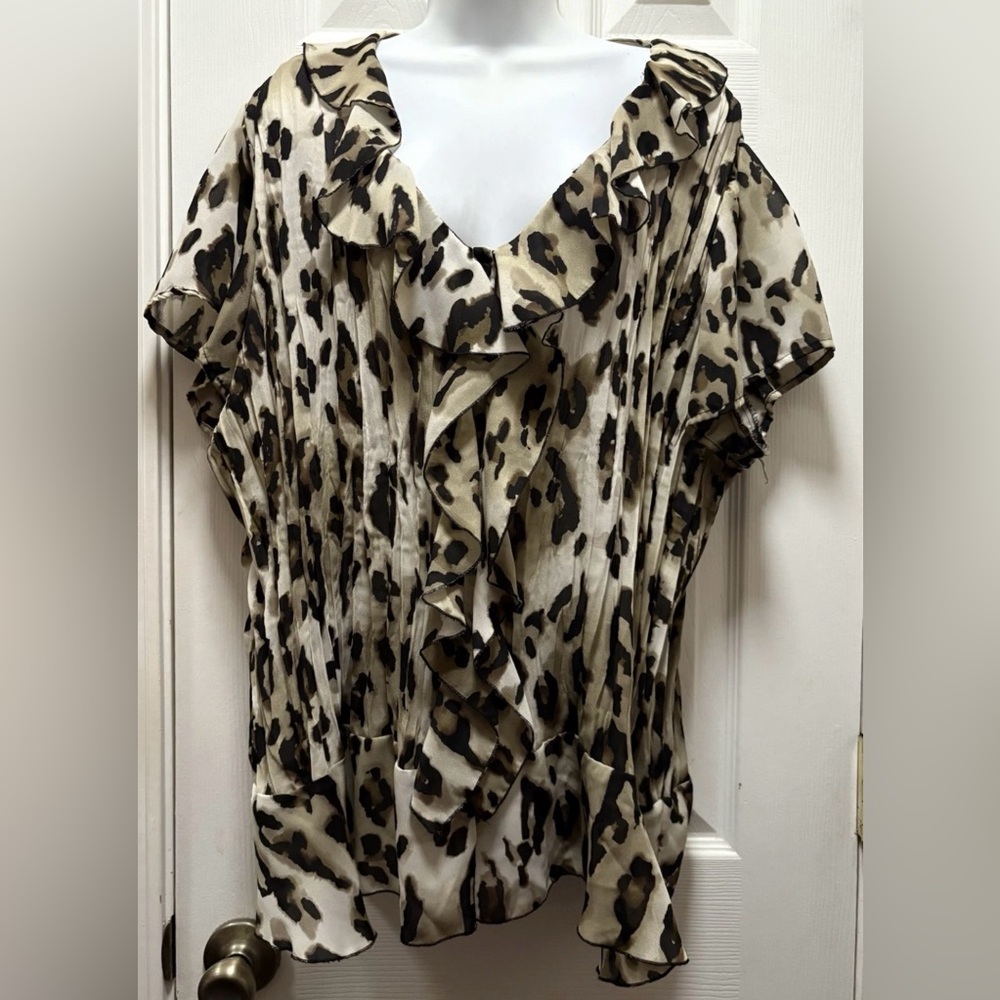 East 5th Animal Print Ruffle Blouse Women's Plus 2X blouse Top